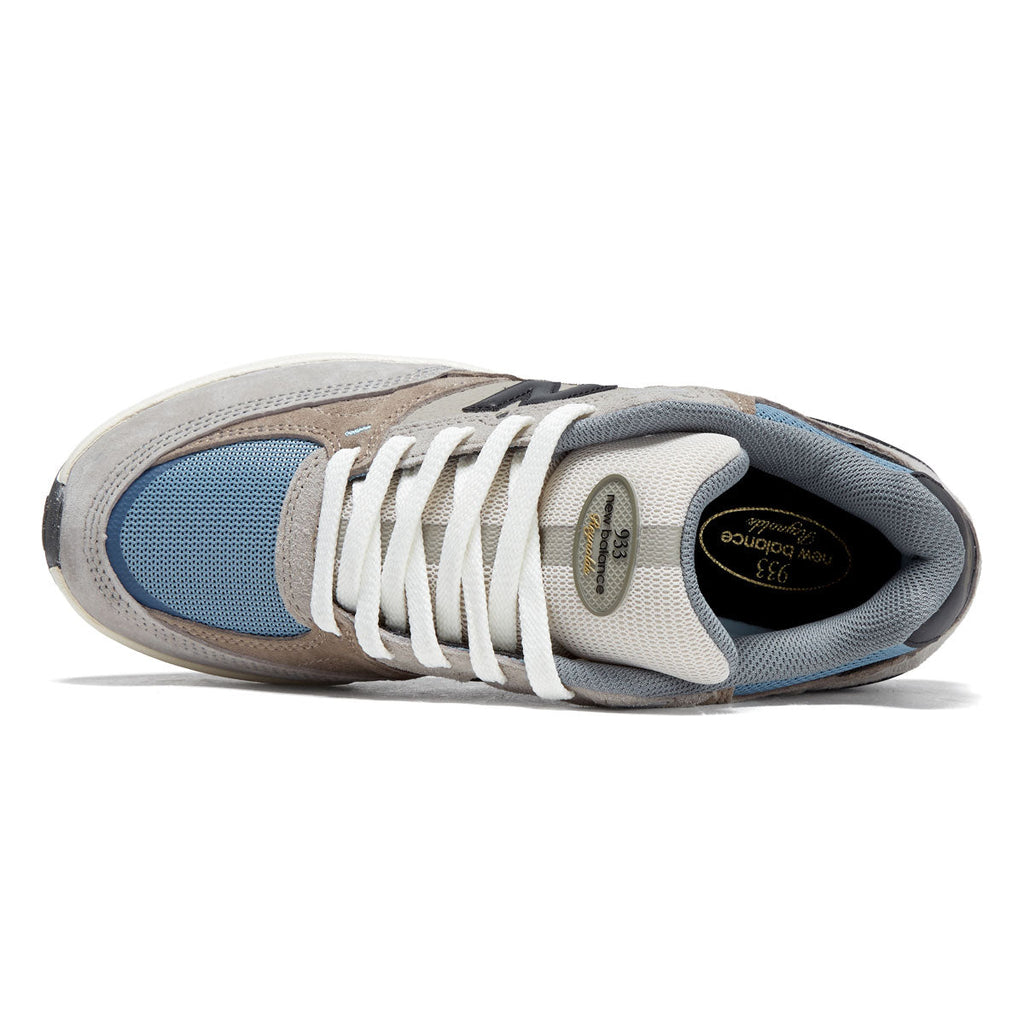 New Balance Andrew Reynolds 933 Shoes - Mushroom/Light Blue