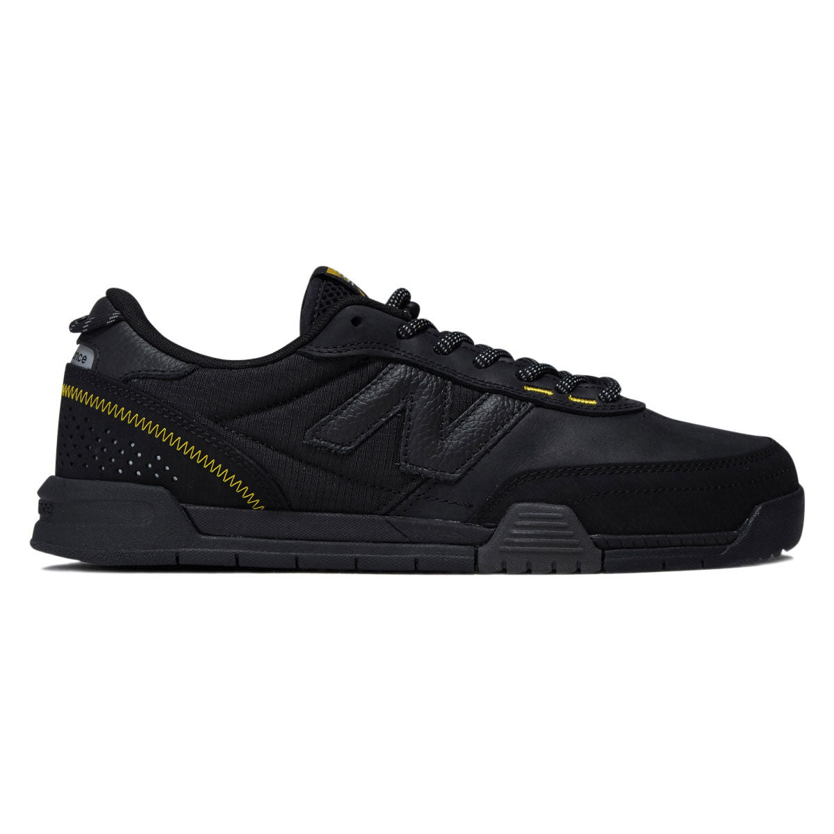 New Balance 440 Trail V2 Wide Shoes - Black/Black 2026