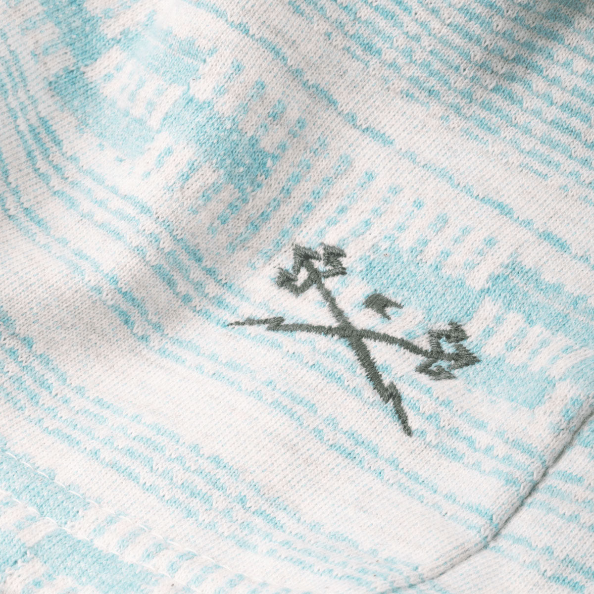 Dark Seas Cyrus Shorts - White/Blue